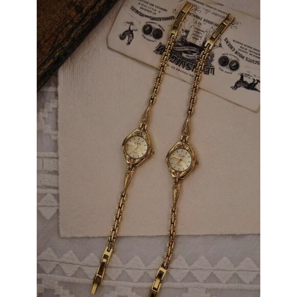 Gold French Vintage Style Unique Dainty Women’s Wrist Watch Trendy Cute Gift main image 5